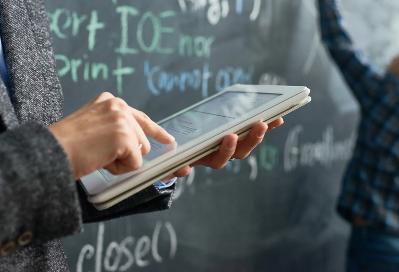 Exploring the Balance Between Desktop PC and Best Tablet in Pakistan
